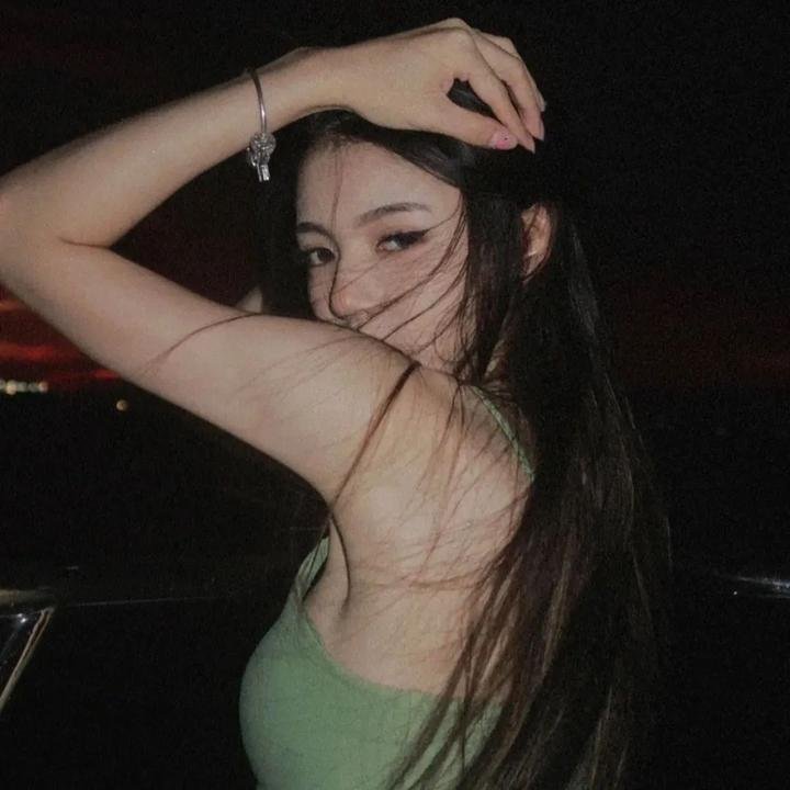 一个唱,一个不唱